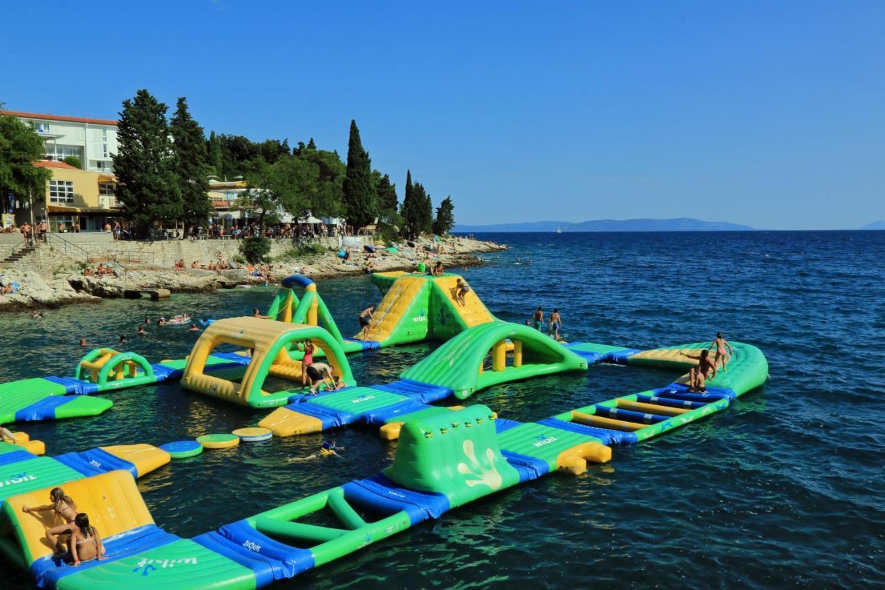 Apartments With A Parking Space Rabac, Labin - 7410 מראה חיצוני תמונה