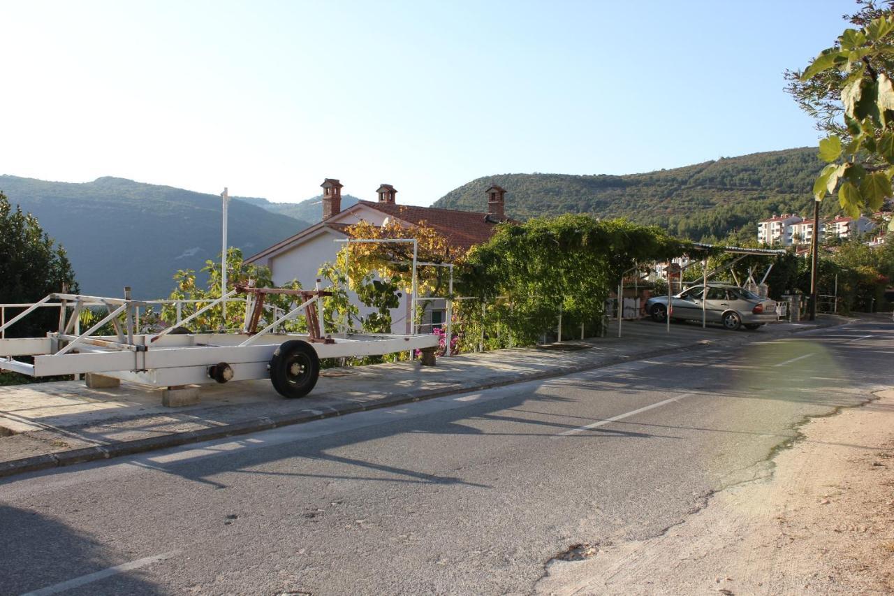 Apartments With A Parking Space Rabac, Labin - 7410 מראה חיצוני תמונה