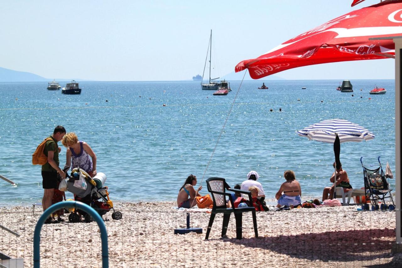 Apartments With A Parking Space Rabac, Labin - 7410 מראה חיצוני תמונה