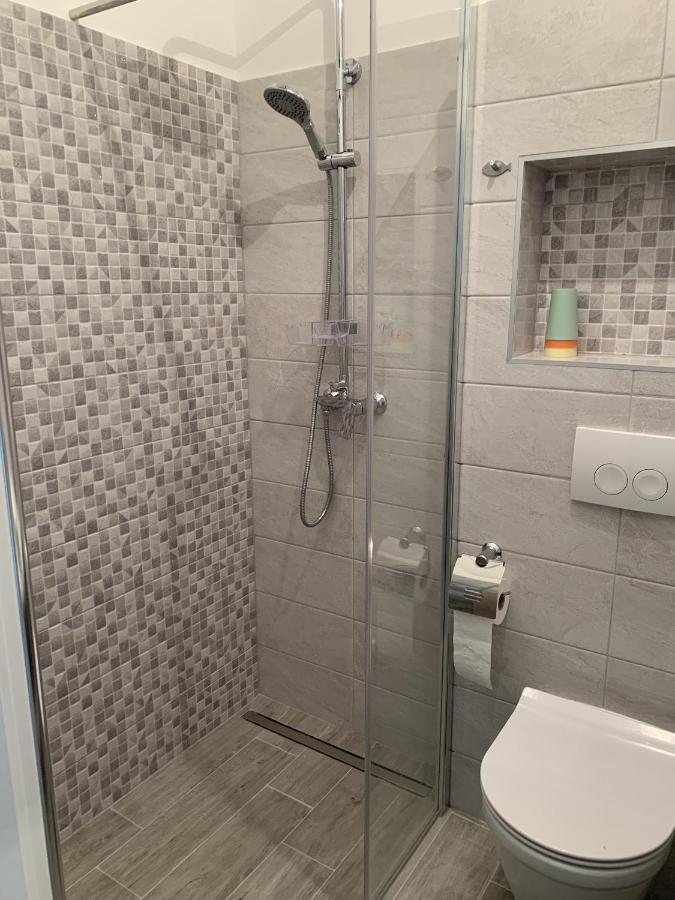Apartments With A Parking Space Rabac, Labin - 7410 מראה חיצוני תמונה