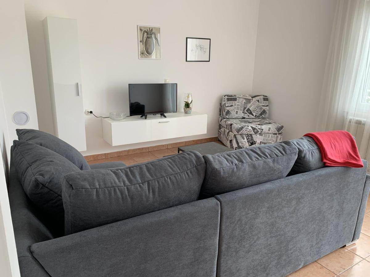 Apartments With A Parking Space Rabac, Labin - 7410 מראה חיצוני תמונה